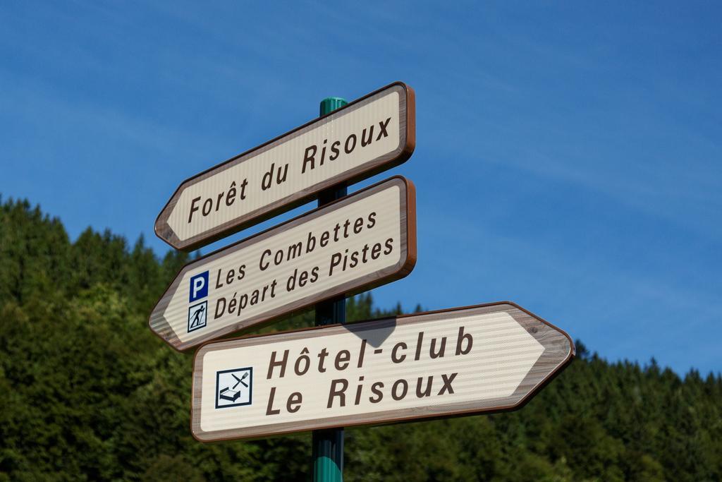 Hotel Club Le Risoux Bois-dʼAmont Exteriör bild