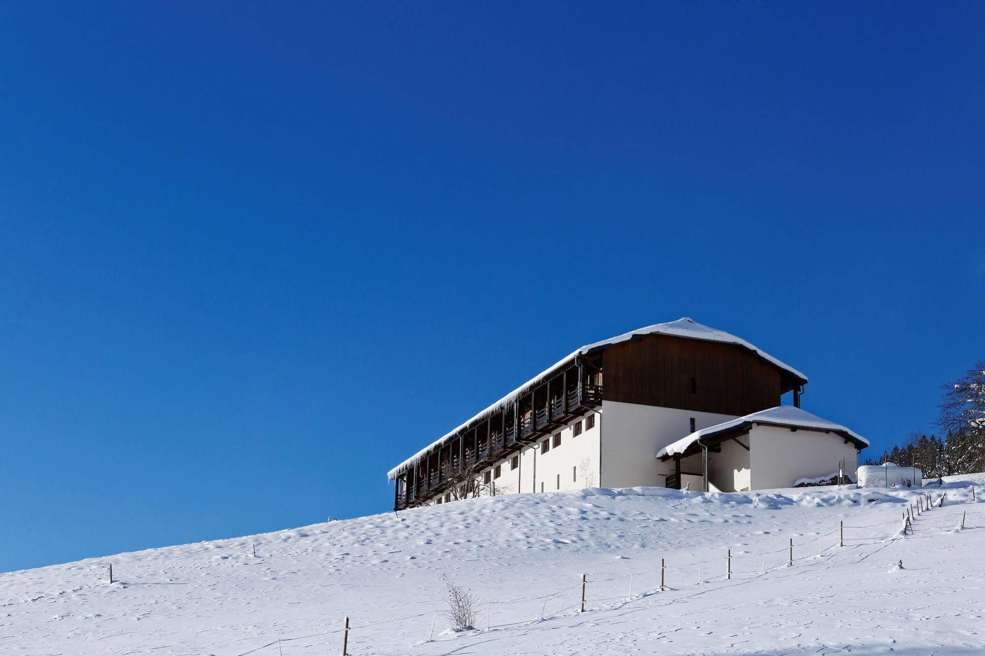 Hotel Club Le Risoux Bois-dʼAmont Exteriör bild
